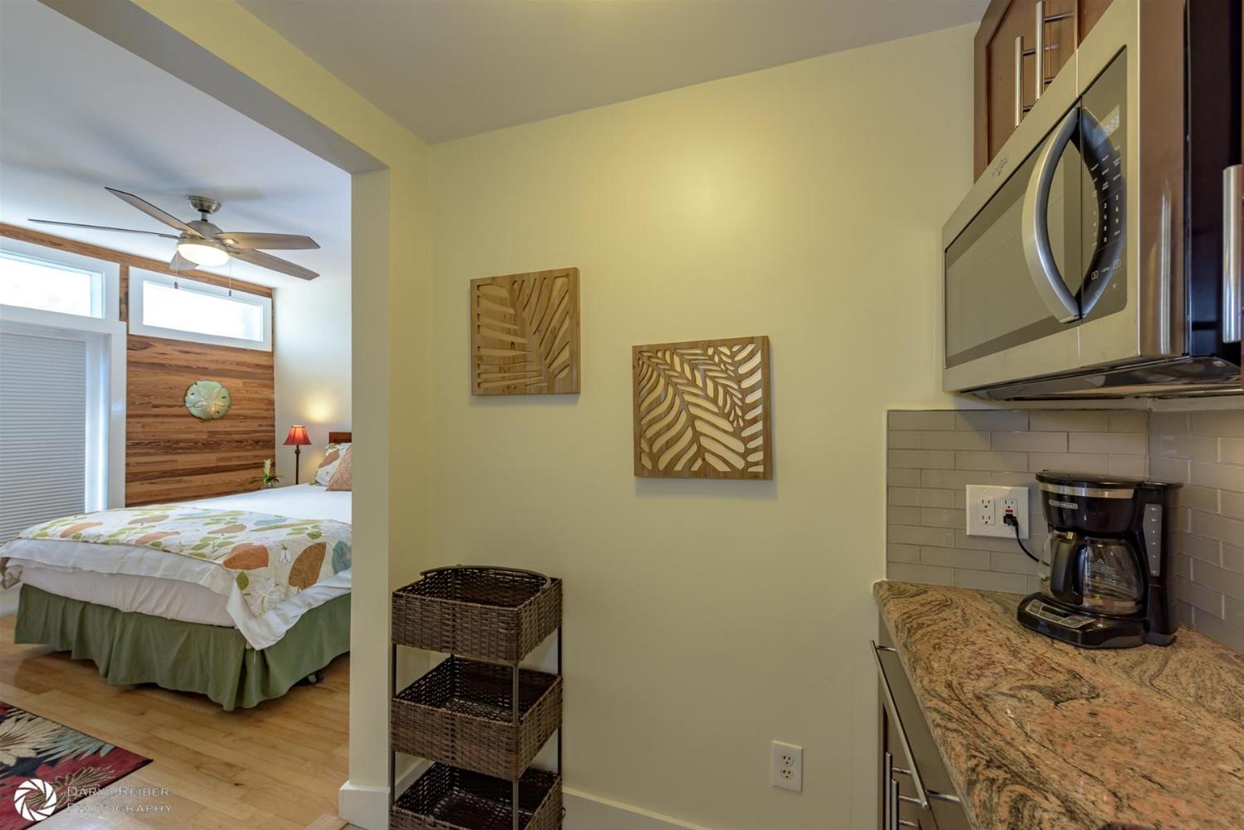 Apartment Mango Hideaway Eyebrow House